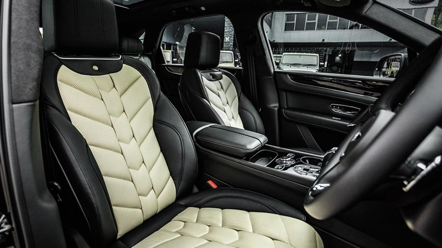 Интерьер Bentley Bentayga Diablo by Project Kahn 2018 года  (фото 7 из 8)